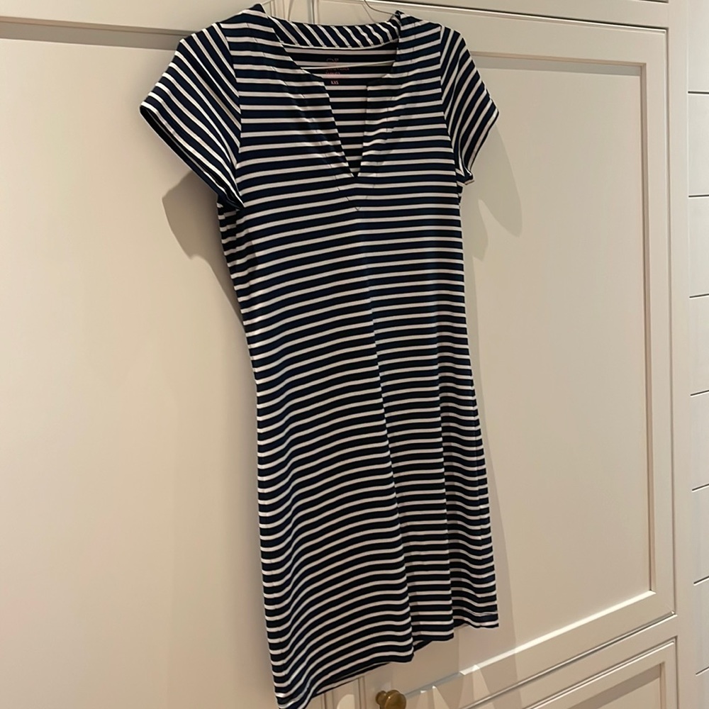 Vineyard Vines Navy and White Dress
